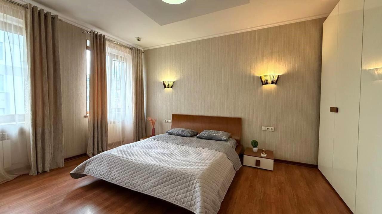 Mironositskaya 75 Apartment Harkiv Exterior foto