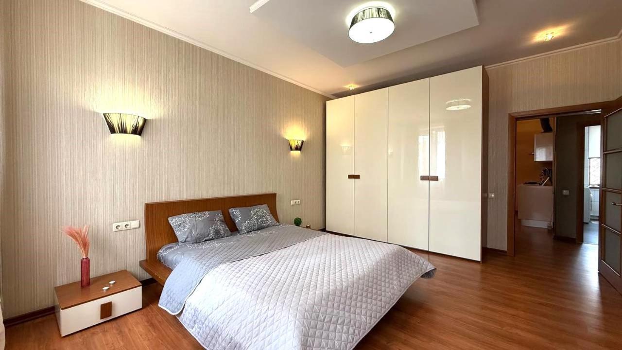 Mironositskaya 75 Apartment Harkiv Exterior foto